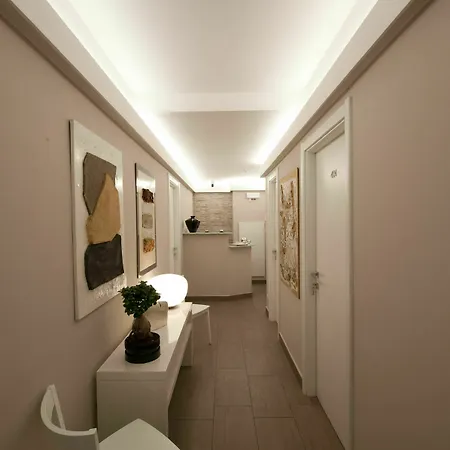 Bed & Breakfast Domus Castroni Pompeo Magno 4*