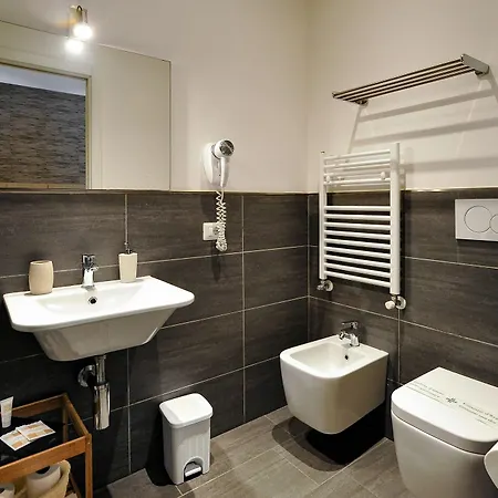 Domus Castroni Pompeo Magno Bed & Breakfast