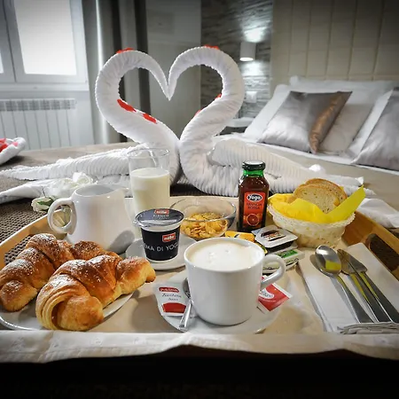 Bed & Breakfast Domus Castroni Pompeo Magno 4*