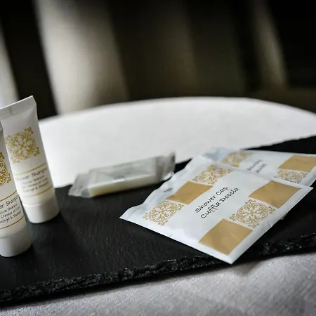 ベッド・アンド・ブレックファスト Domus Castroni Pompeo Magno 4*