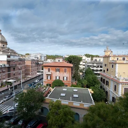 Bed & Breakfast Domus Castroni Pompeo Magno
