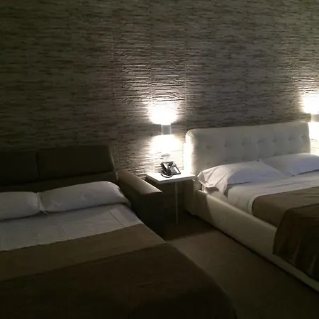 Domus Castroni Pompeo Magno Bed & Breakfast