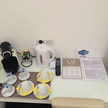 Bed & Breakfast Domus Castroni Pompeo Magno